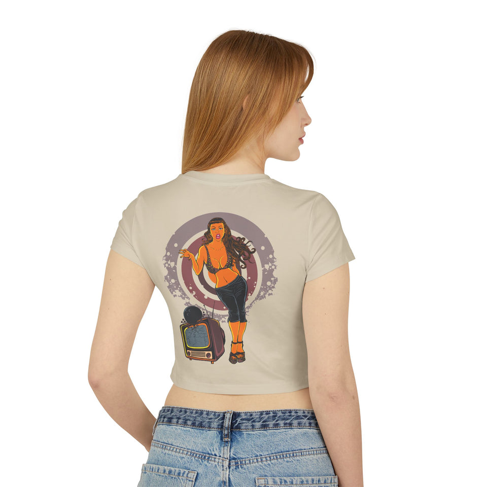 No Looking Allowed Women's Baby Tee - Stylish Graphic Crop Top for Casual Wear