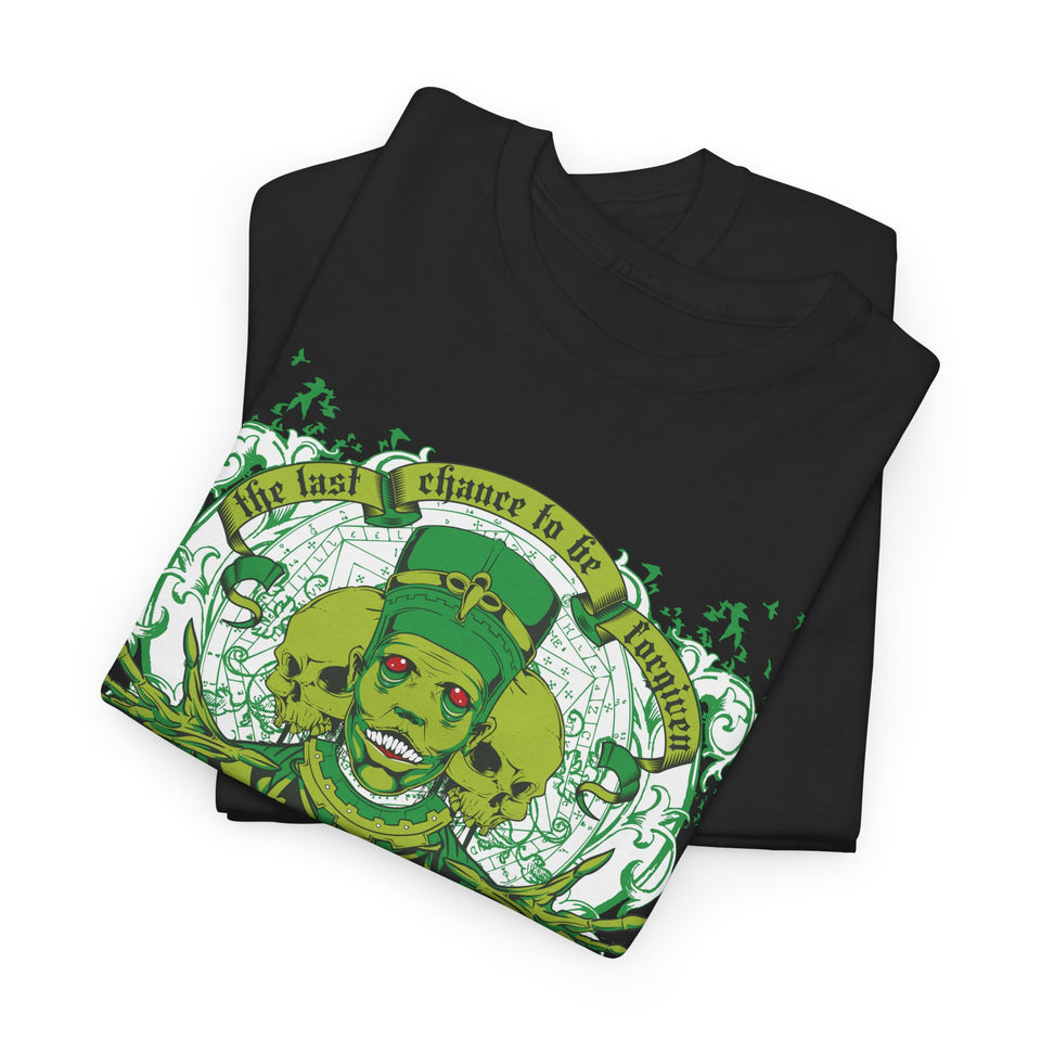 Spooky Skeleton Graphic Tee - Perfect for Halloween and Everyday Wear