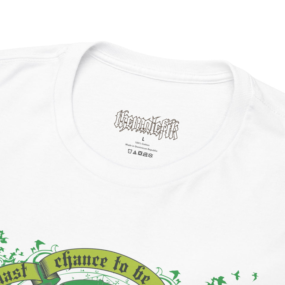 Spooky Skeleton Graphic Tee - Perfect for Halloween and Everyday Wear